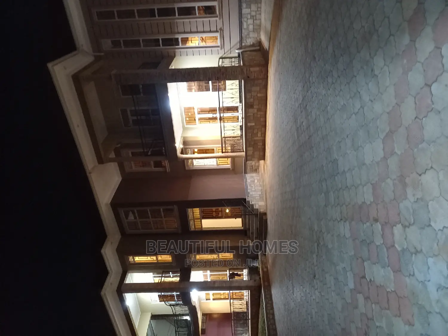 Furnished 7bdrm House in Kira for sale