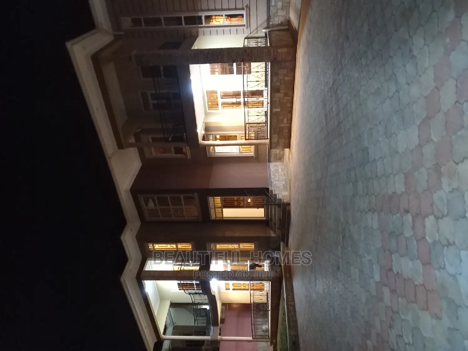 Furnished 7bdrm House in Kira for sale