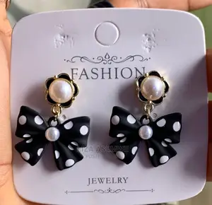 Simple Lady’S Earpins Available