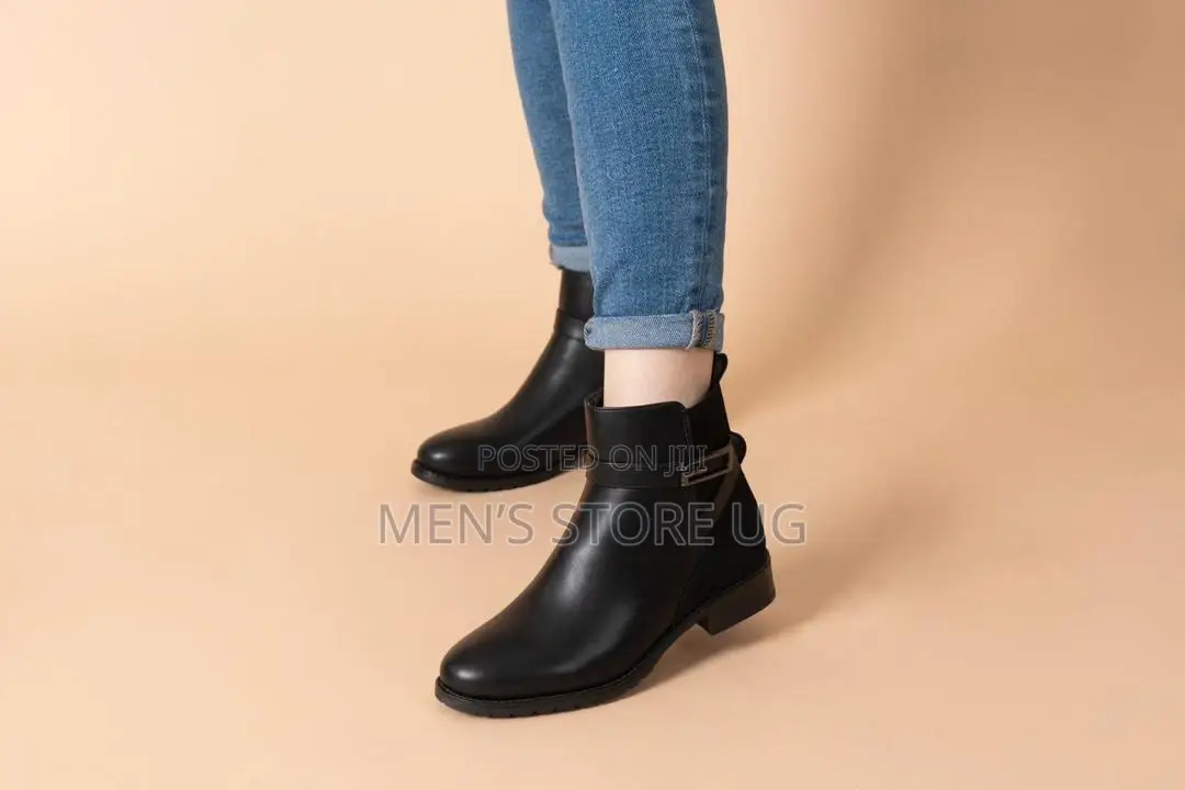 Ladies Classic Ankle Boots