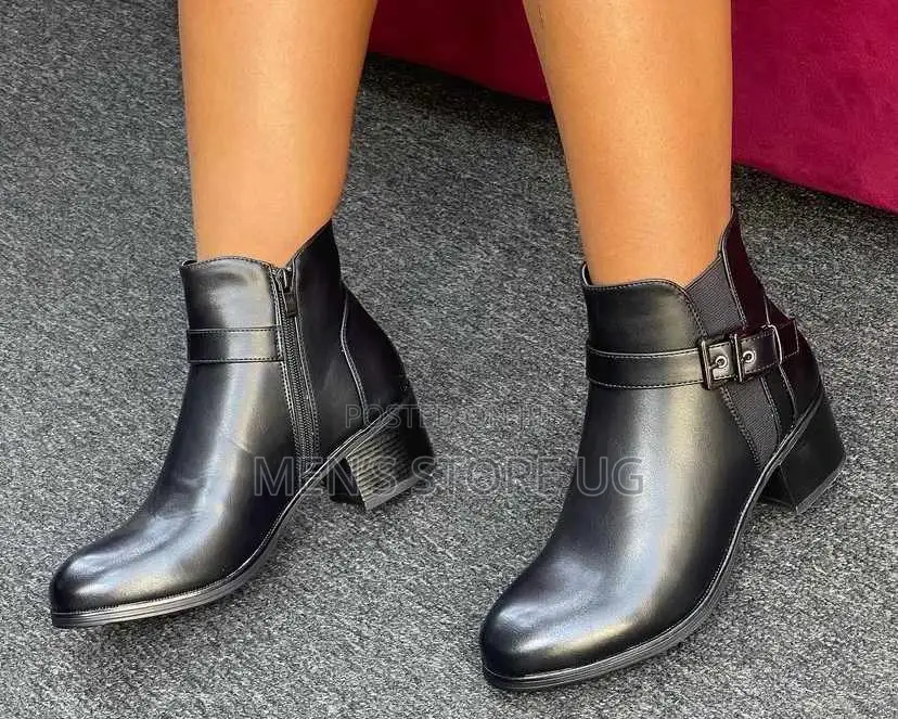 Ladies Classic Ankle Boots