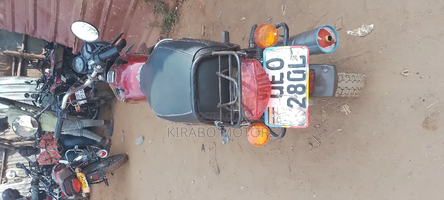 Bajaj Boxer 2019 Red