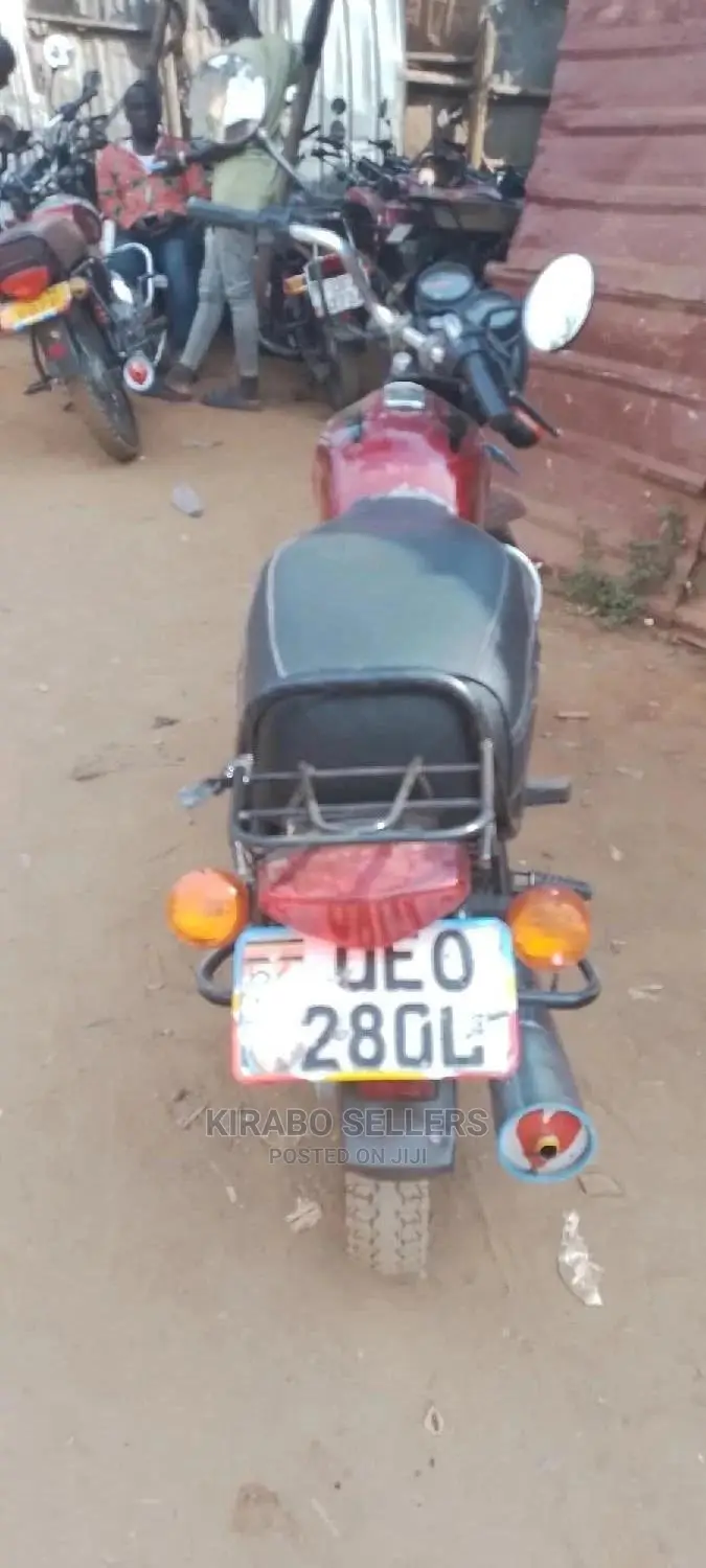 Bajaj Boxer 2019 Red