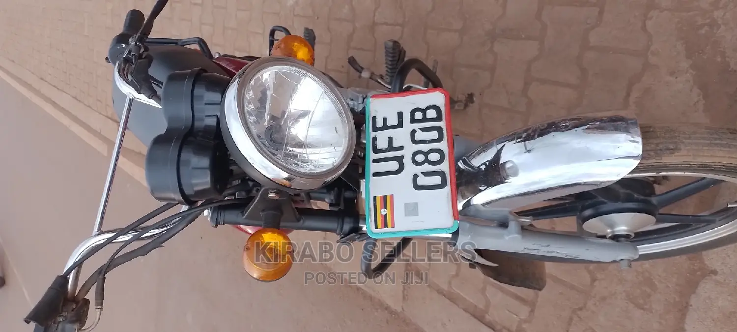 Bajaj Pulsar 180 2022 Red