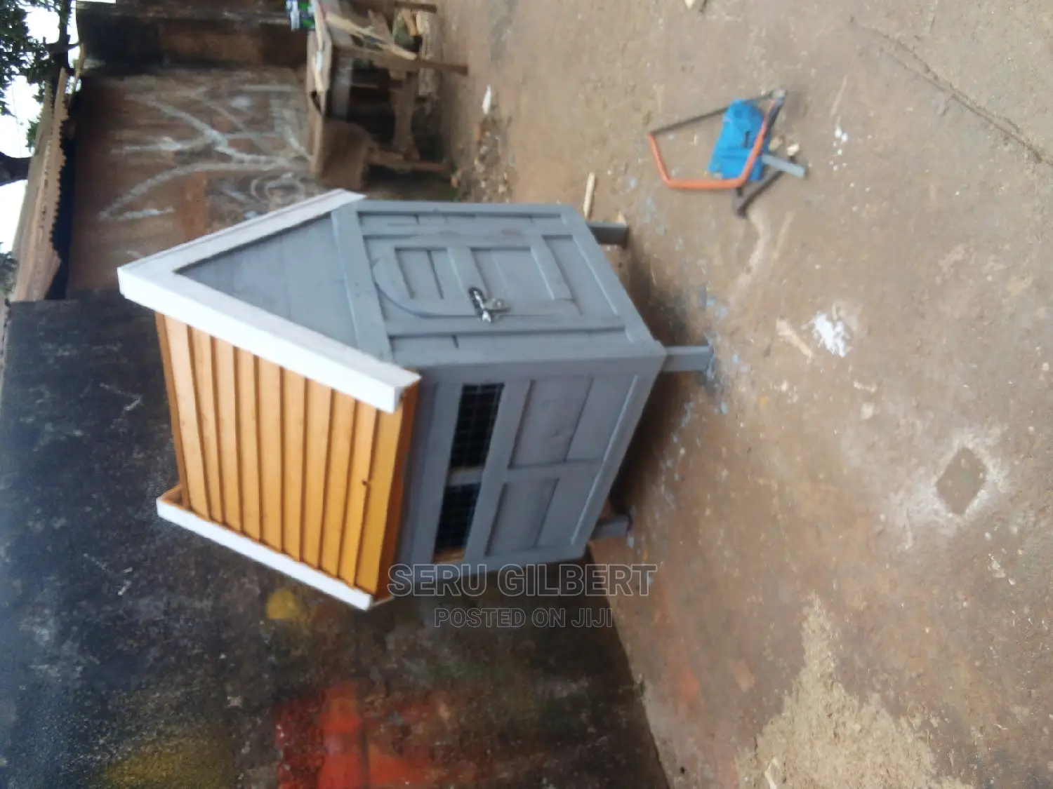  Dog House