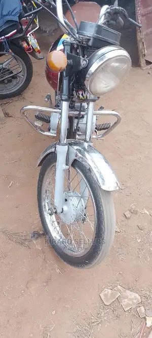 Bajaj Boxer 100 2019 Gray