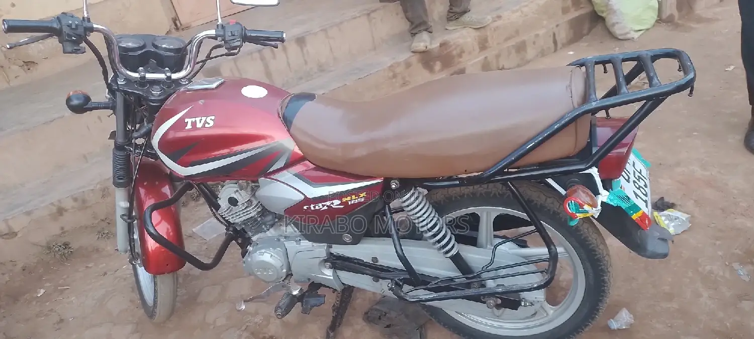 TVS Apache 160 4V 2022 Red