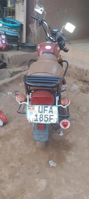 TVS Apache 160 4V 2022 Red