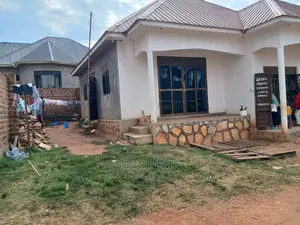 Photo - 3bdrm House in Buloba Near Forest, Division A for sale