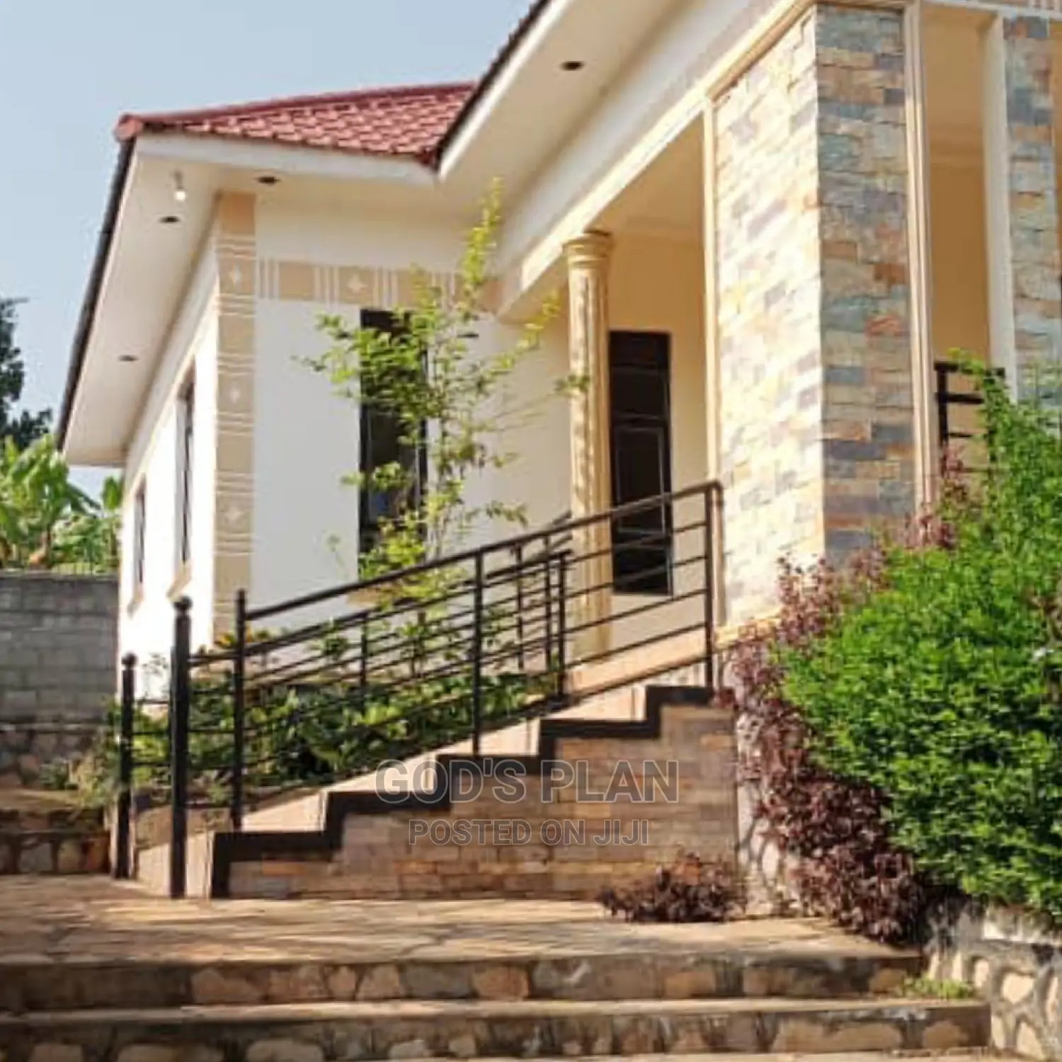 3bdrm Bungalow in Budo Heights, Division A for sale