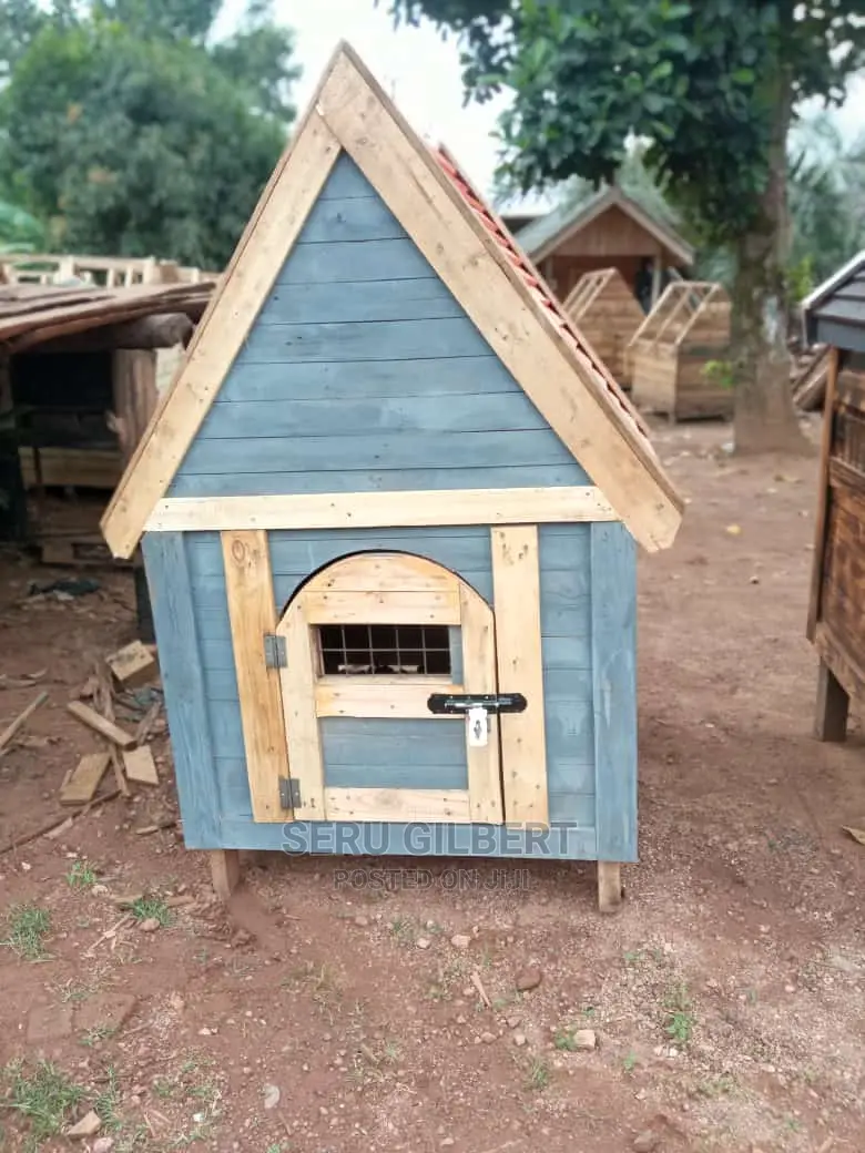 Mwabaza Dog House