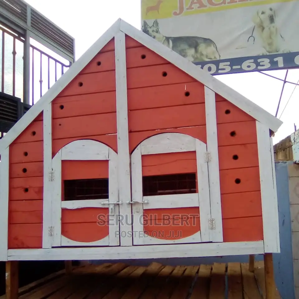 Mukama in 1 Dog House