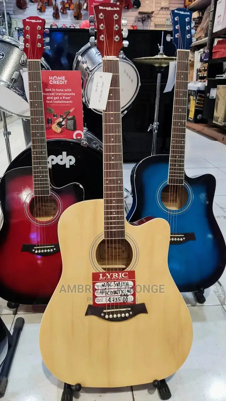 Genuine Quality YAMAHA Full Size Amplified Acoustic Guitar