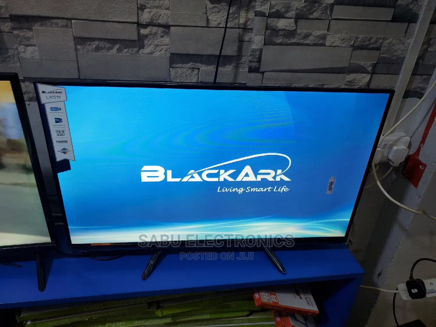 32 Inch Frameless Digital Tv- Best Price