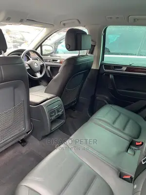 Volkswagen Touareg VR6 Sport 2012 Blue