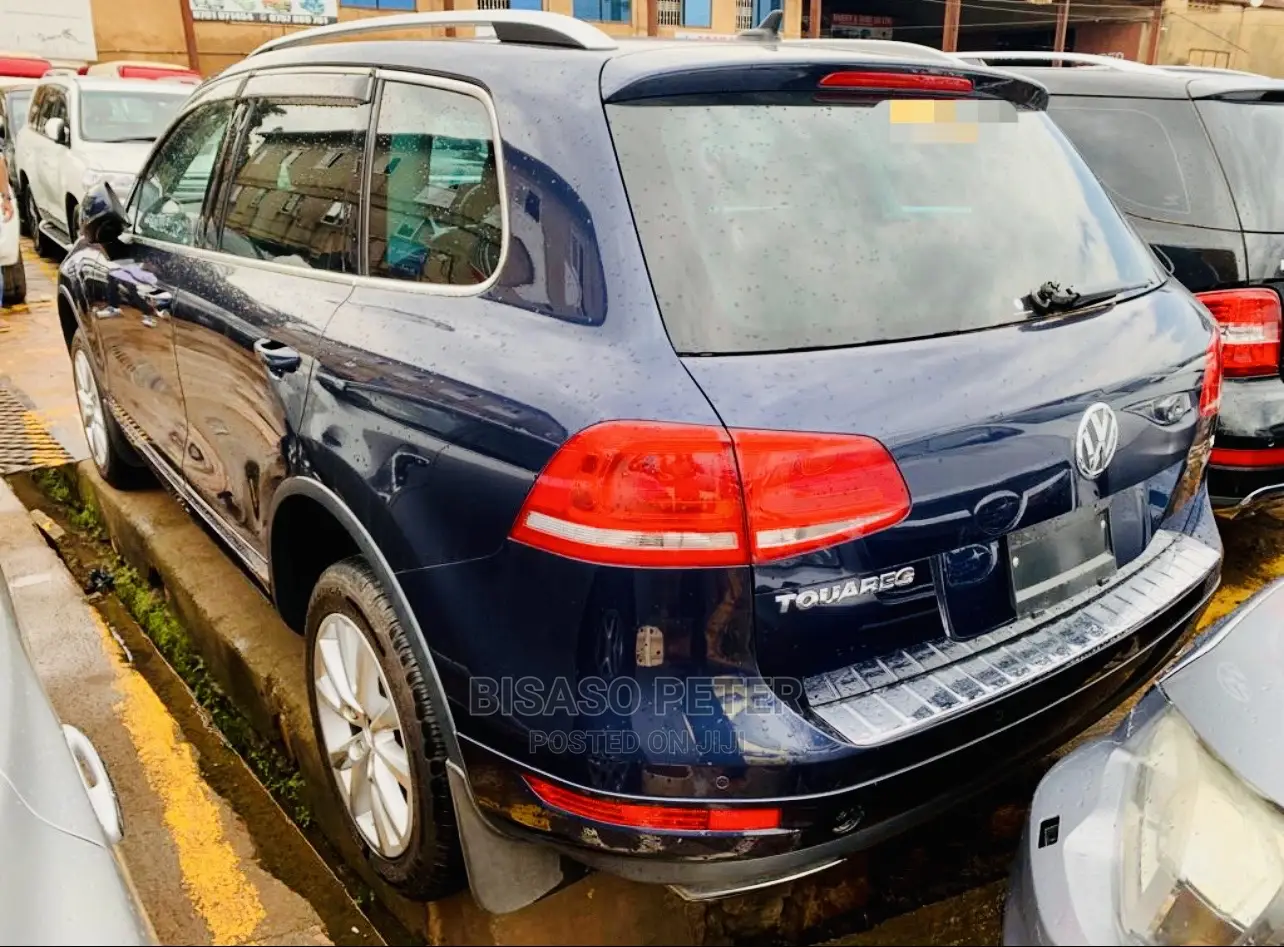 Volkswagen Touareg VR6 Sport 2012 Blue
