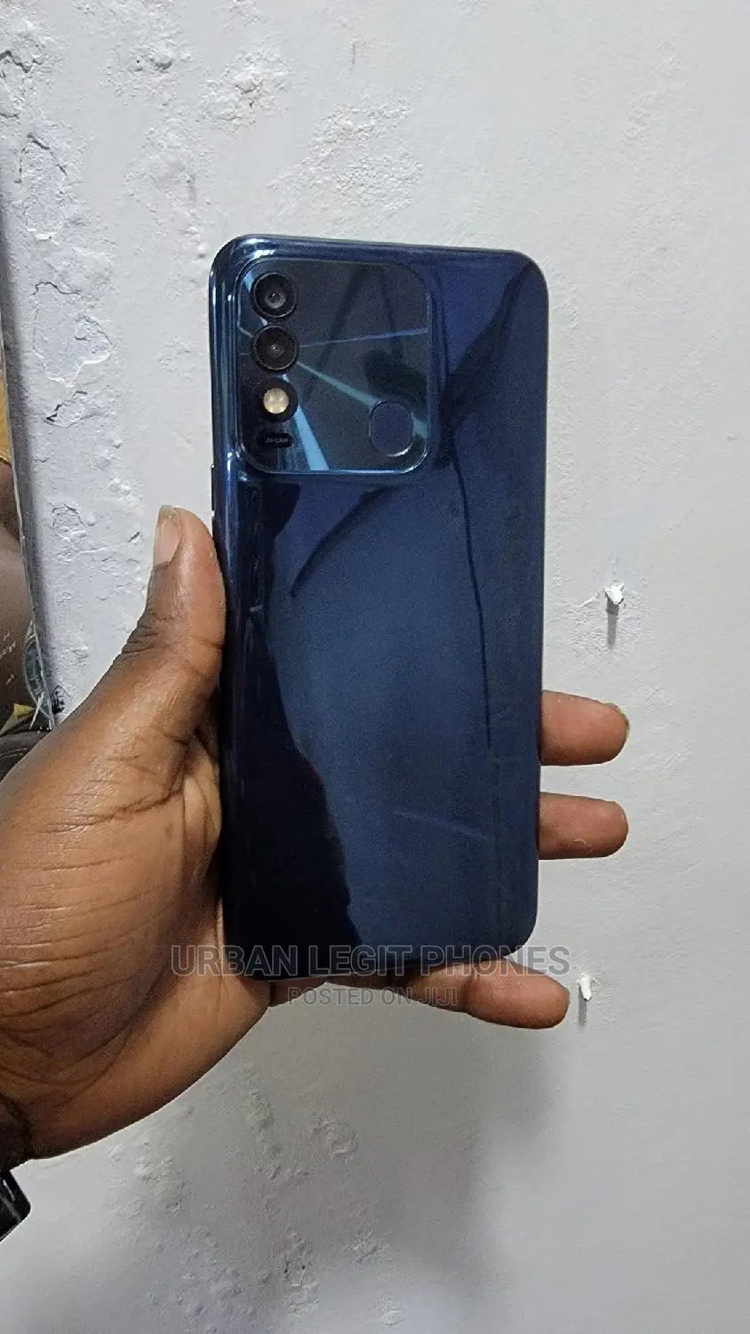 Tecno Spark 8 64 GB Blue