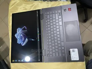 New Laptop HP Envy 15 8GB AMD Ryzen 5 SSD 256GB