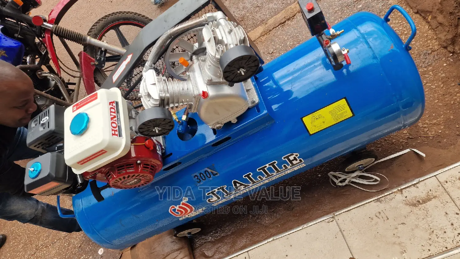 Air Compressor 300 Litres