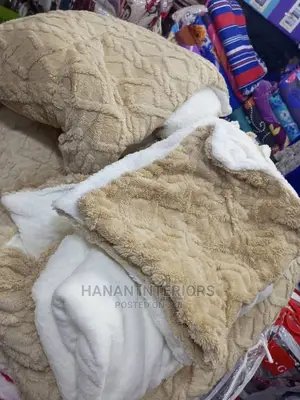 4pcs Heavy Quality Blanket Set