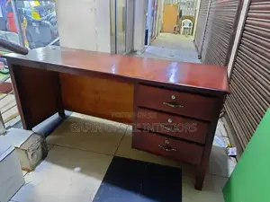 Office Table// Office Desk, Used Size 180cm