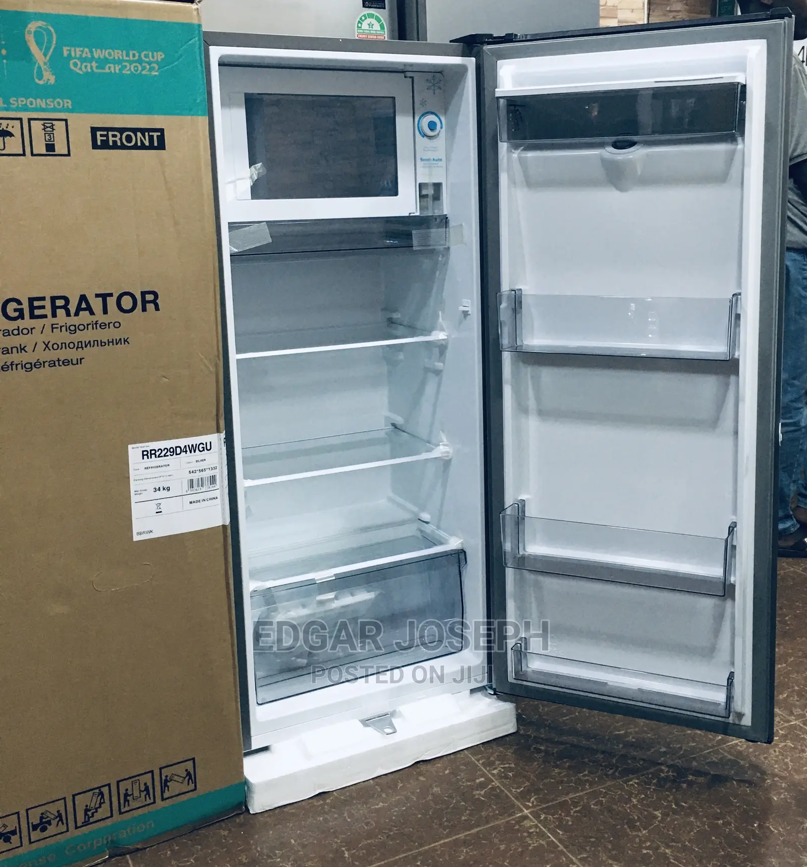 Refrigerator 229L Hisense With Dispenser