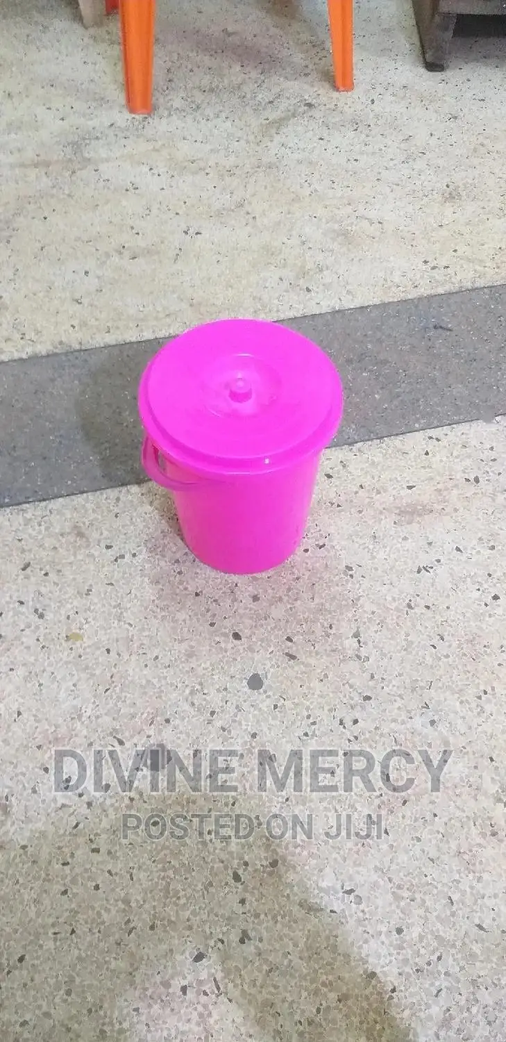 Plastic 10litre Bucket