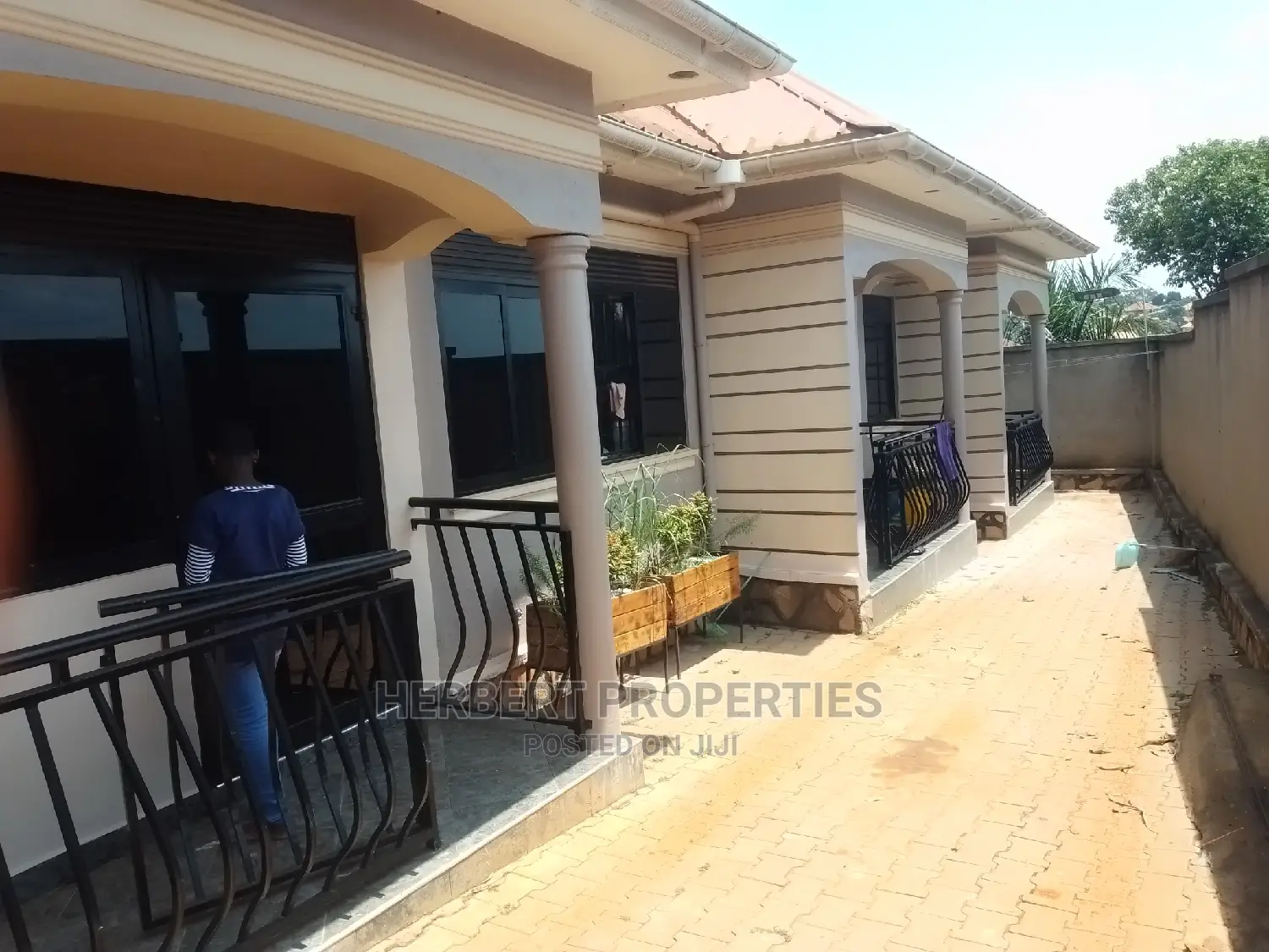 1bdrm House in Double, Division A for rent