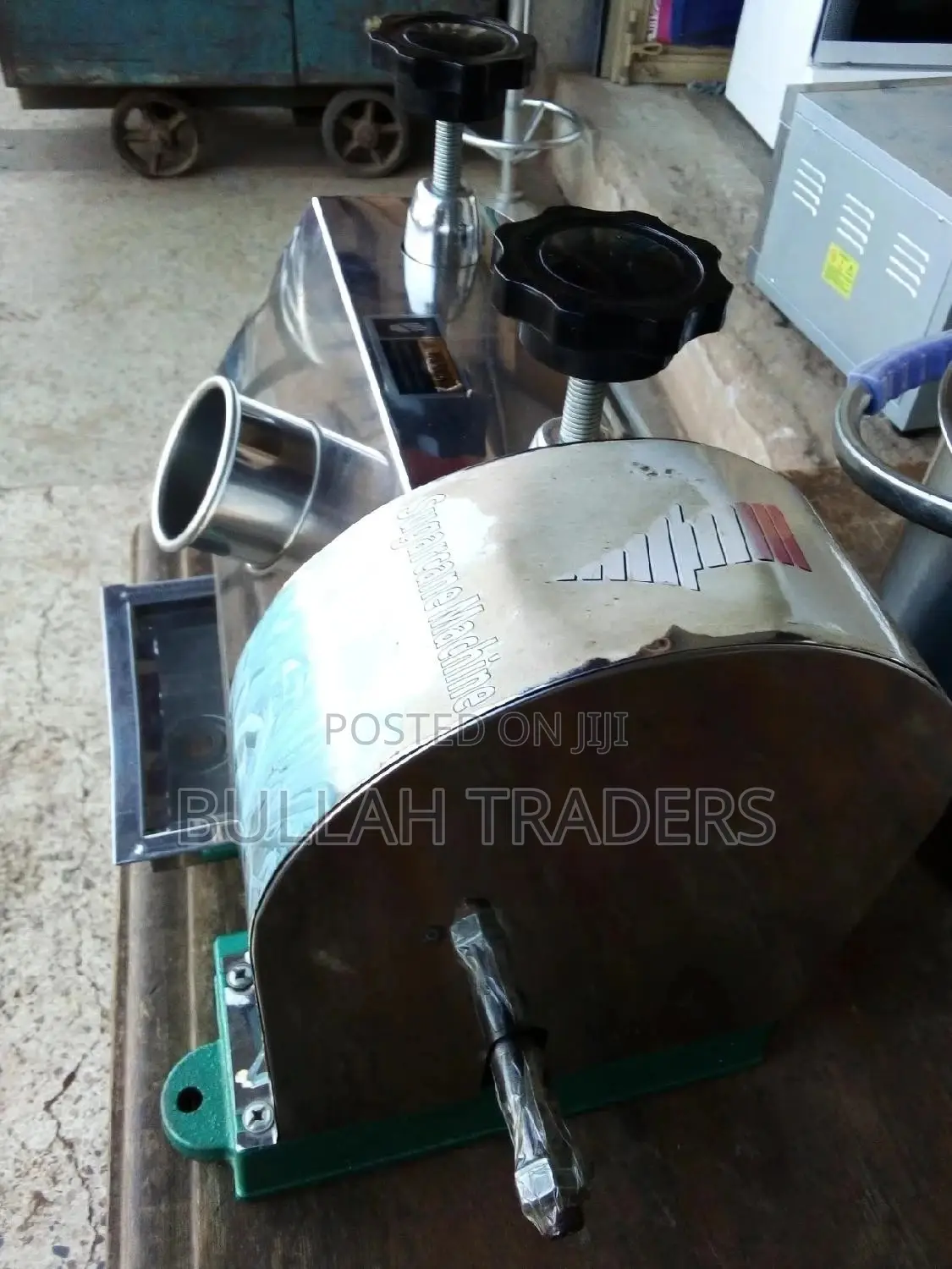 Manual Sugarcane Juice Extractor Machine