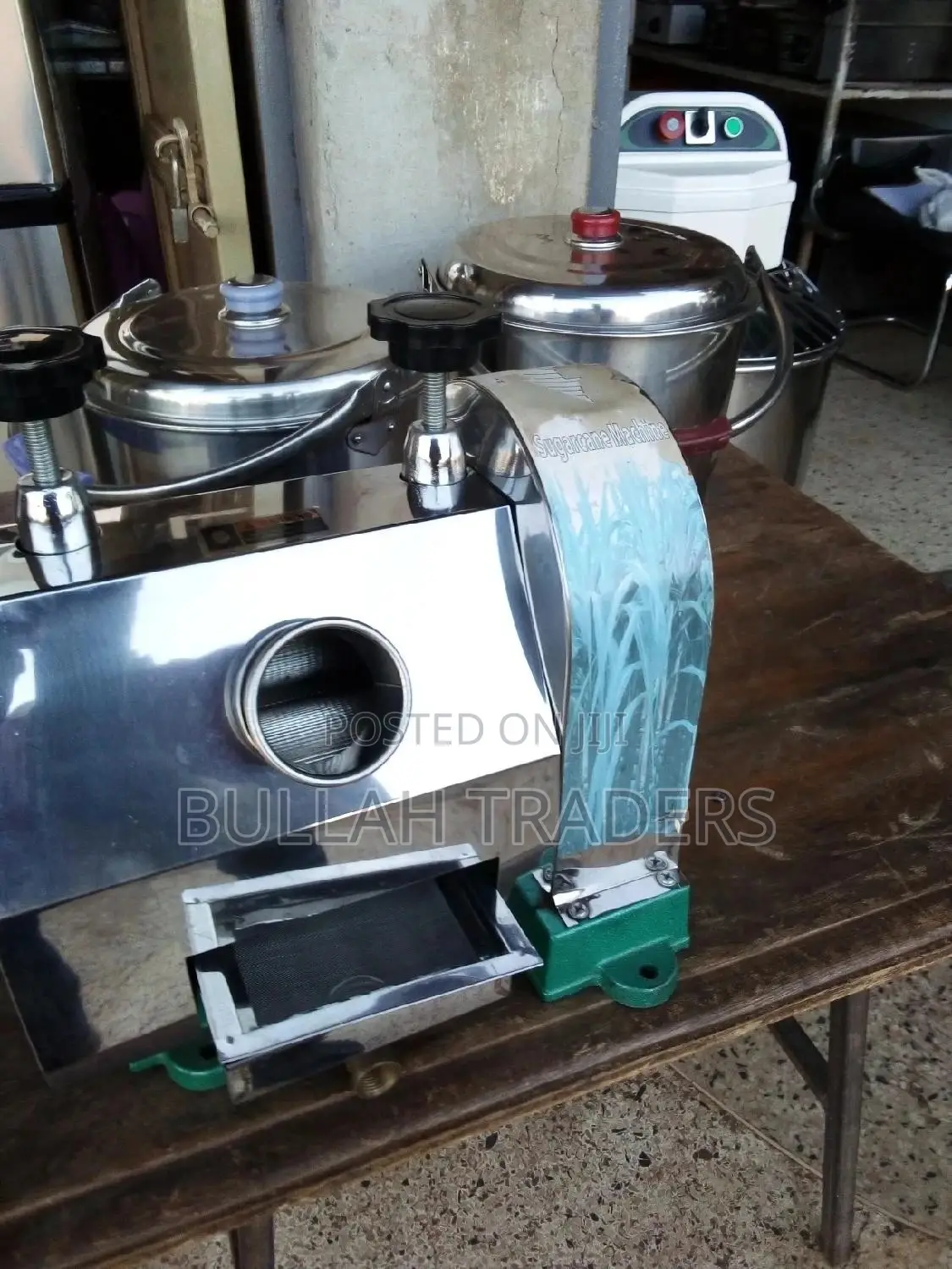 Manual Sugarcane Juice Extractor Machine