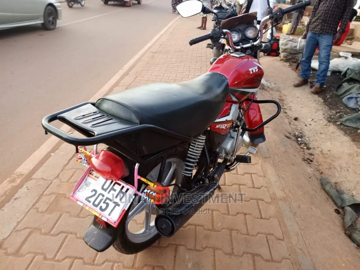 TVS HLX 125 2022 Red