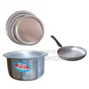 4pcs Stainless Steel Saucepan, Saucepan Lid and a Fring Pan