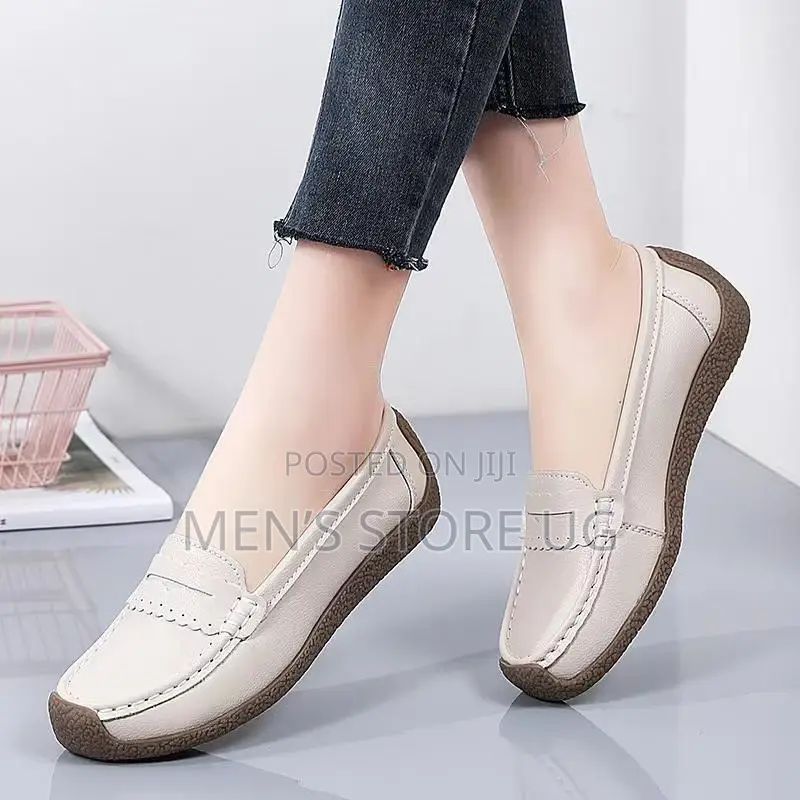 Classic Ladies Moccasins