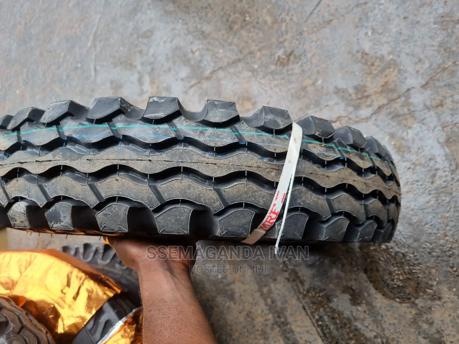 650r14 MRF Mudgrip