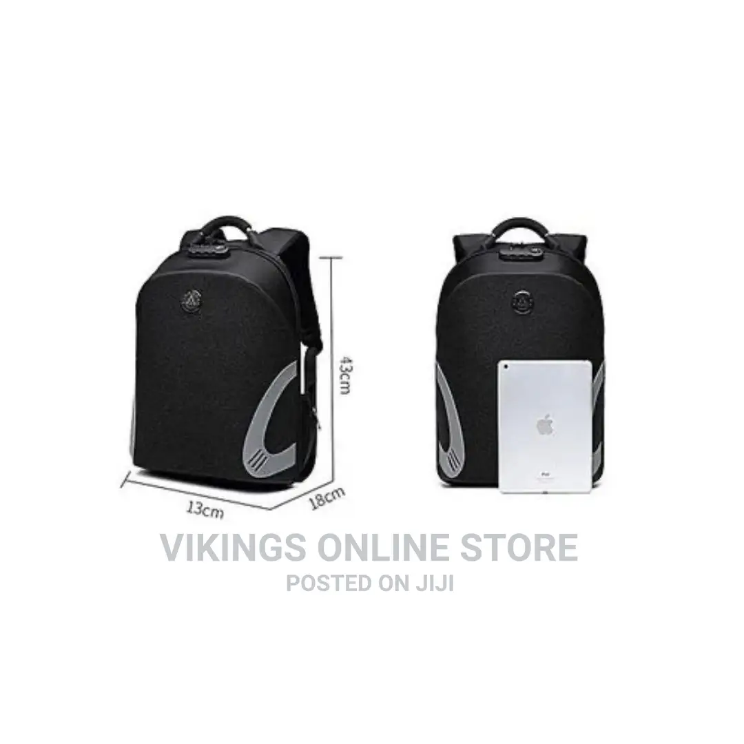 Durable Anti-Theft Laptop Bag With a Charging Port – Black