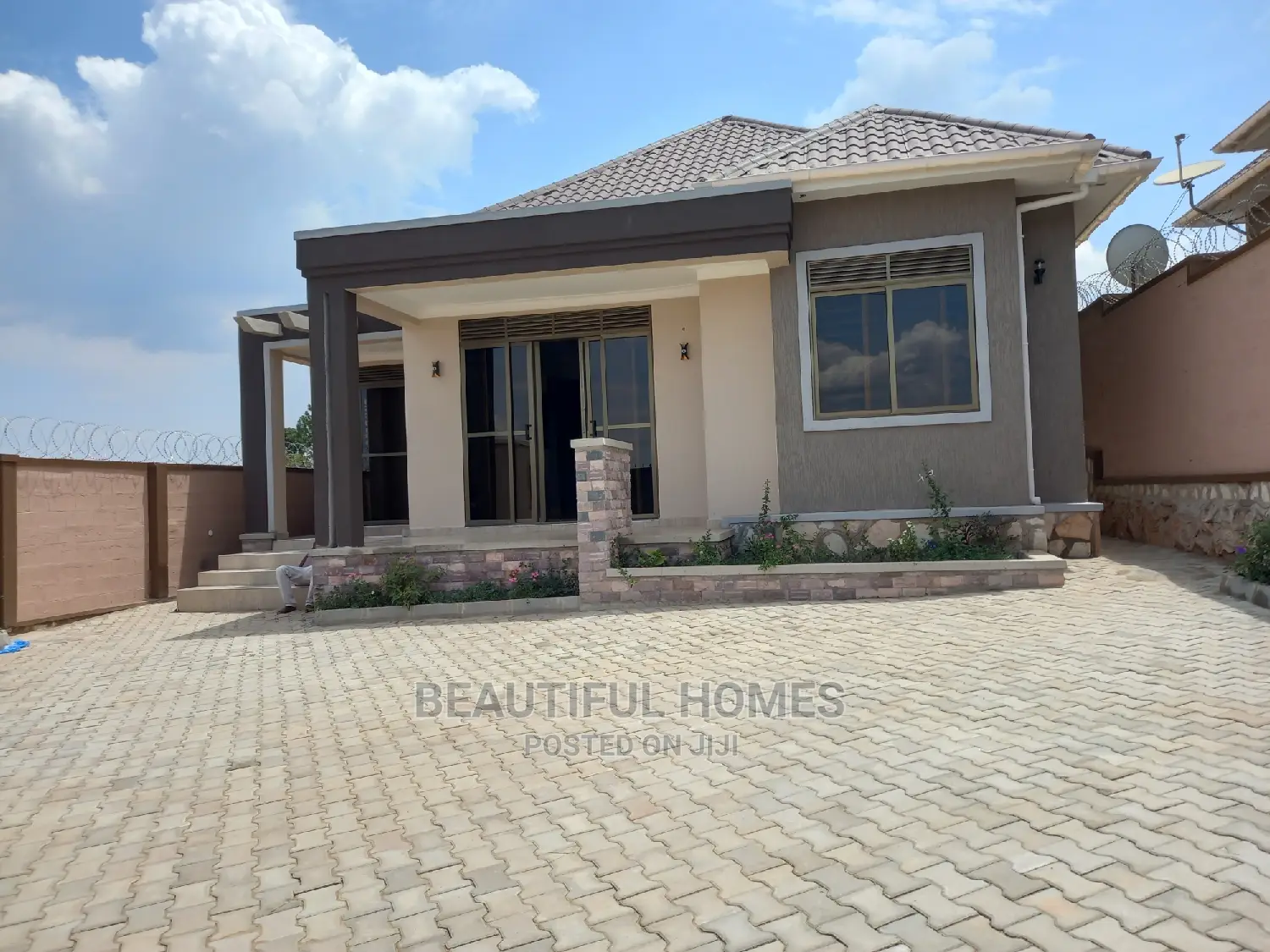 Furnished 3bdrm Bungalow in Nakwero, Kira for sale