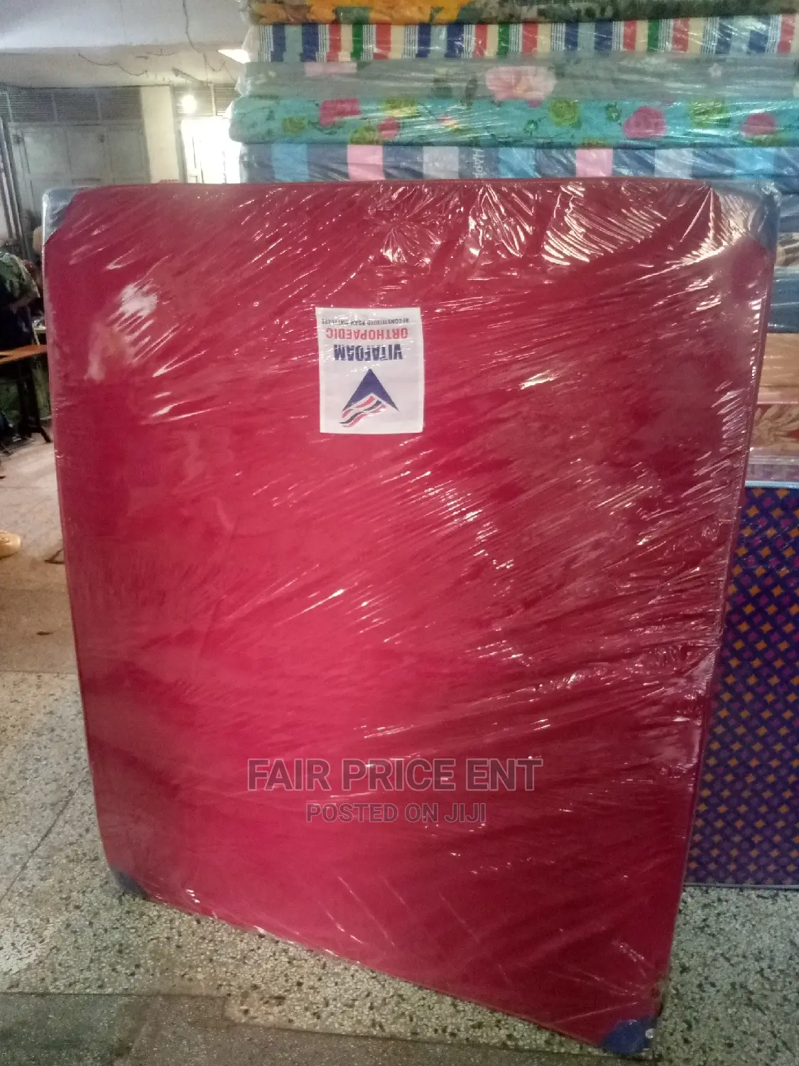 Vitafoam Orthopedic Medical Mattress.6x6( Red)