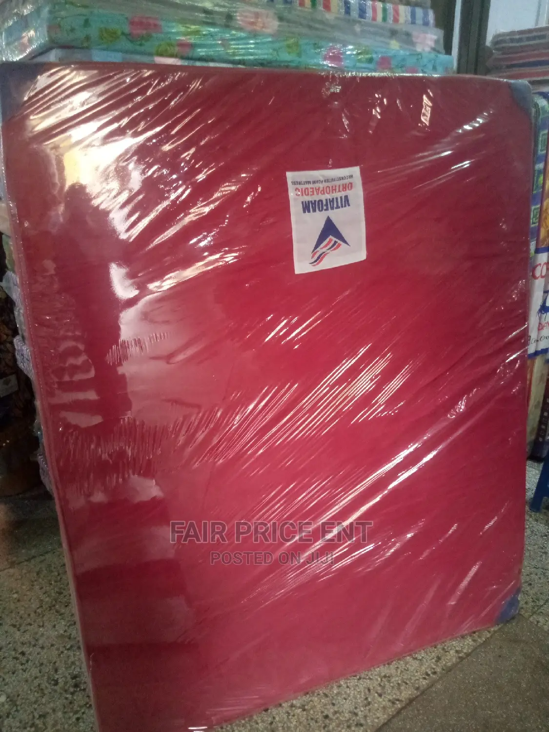 Vitafoam Orthopedic Medical Mattress.6x6( Red)