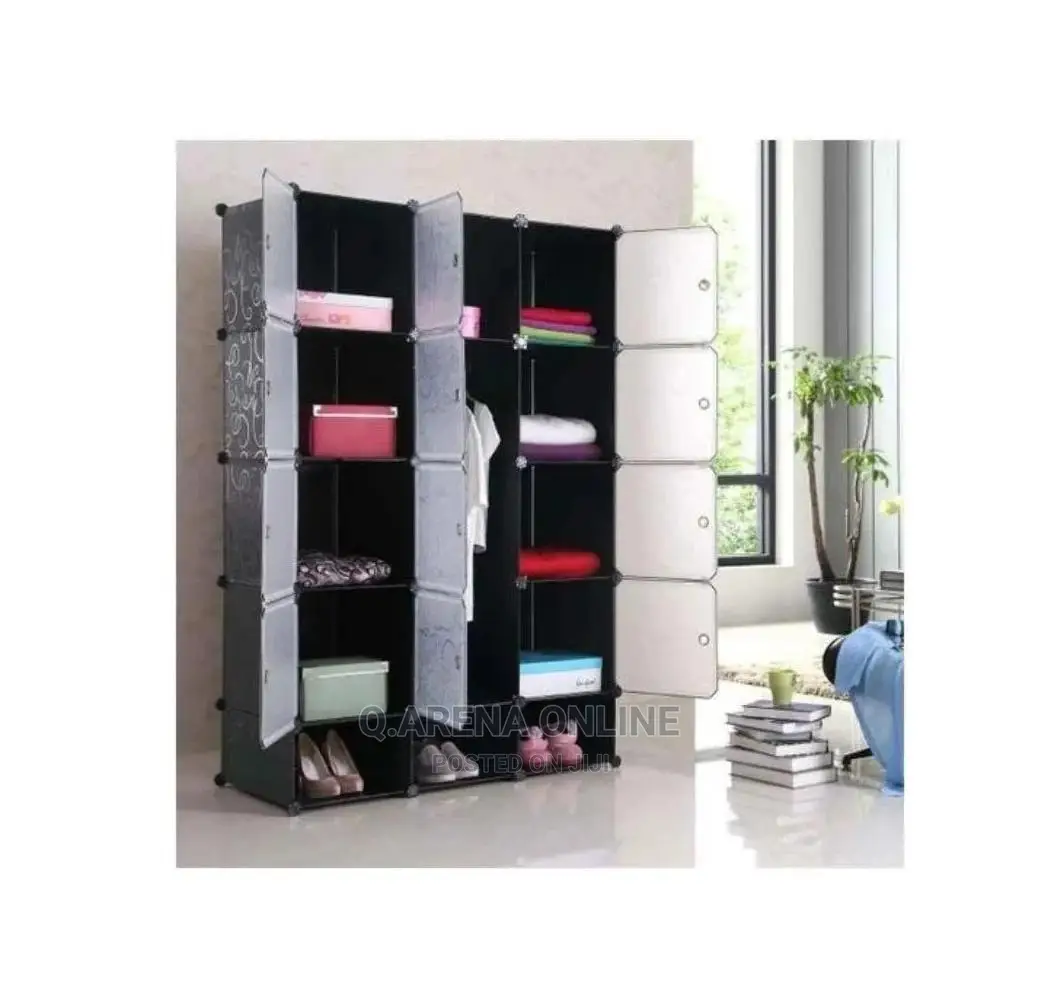 3 Colomn Plastic Portable Wardrobe