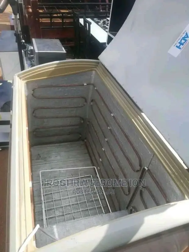 Fridge Repair and Freezer Service 04