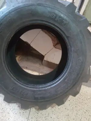 15.5/80r24 Bkt Brand Nylon For Tractor.