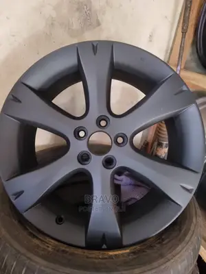 Subaru Size (18) With 8.5jj