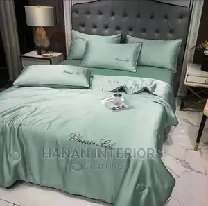 Pure Silk Duvet With 4 Pillowcases