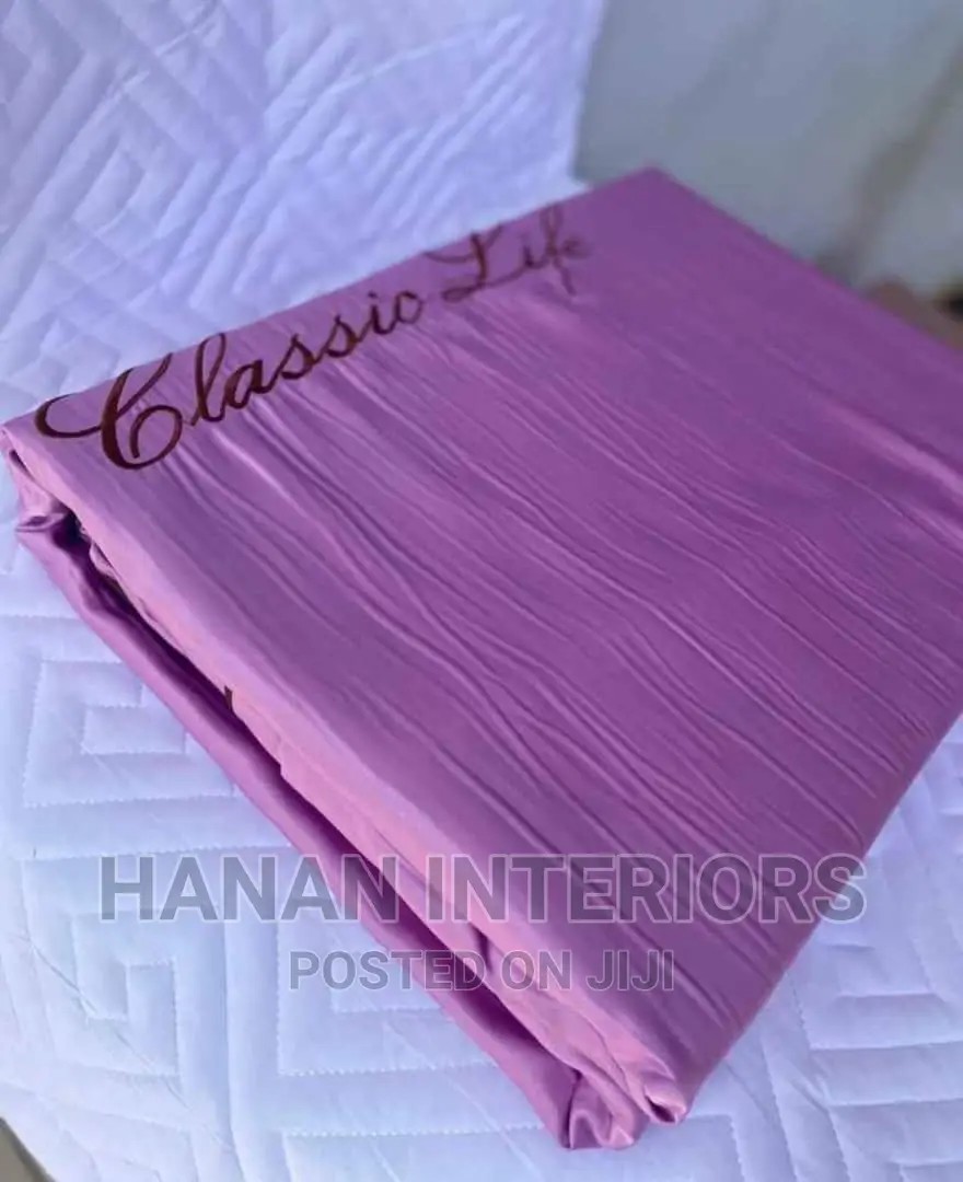 Pure Silk Bedsheets With a Duvet Cover