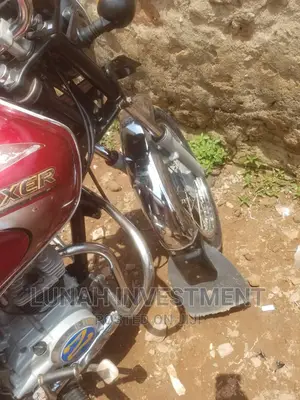 Bajaj Boxer 100 2021 Red
