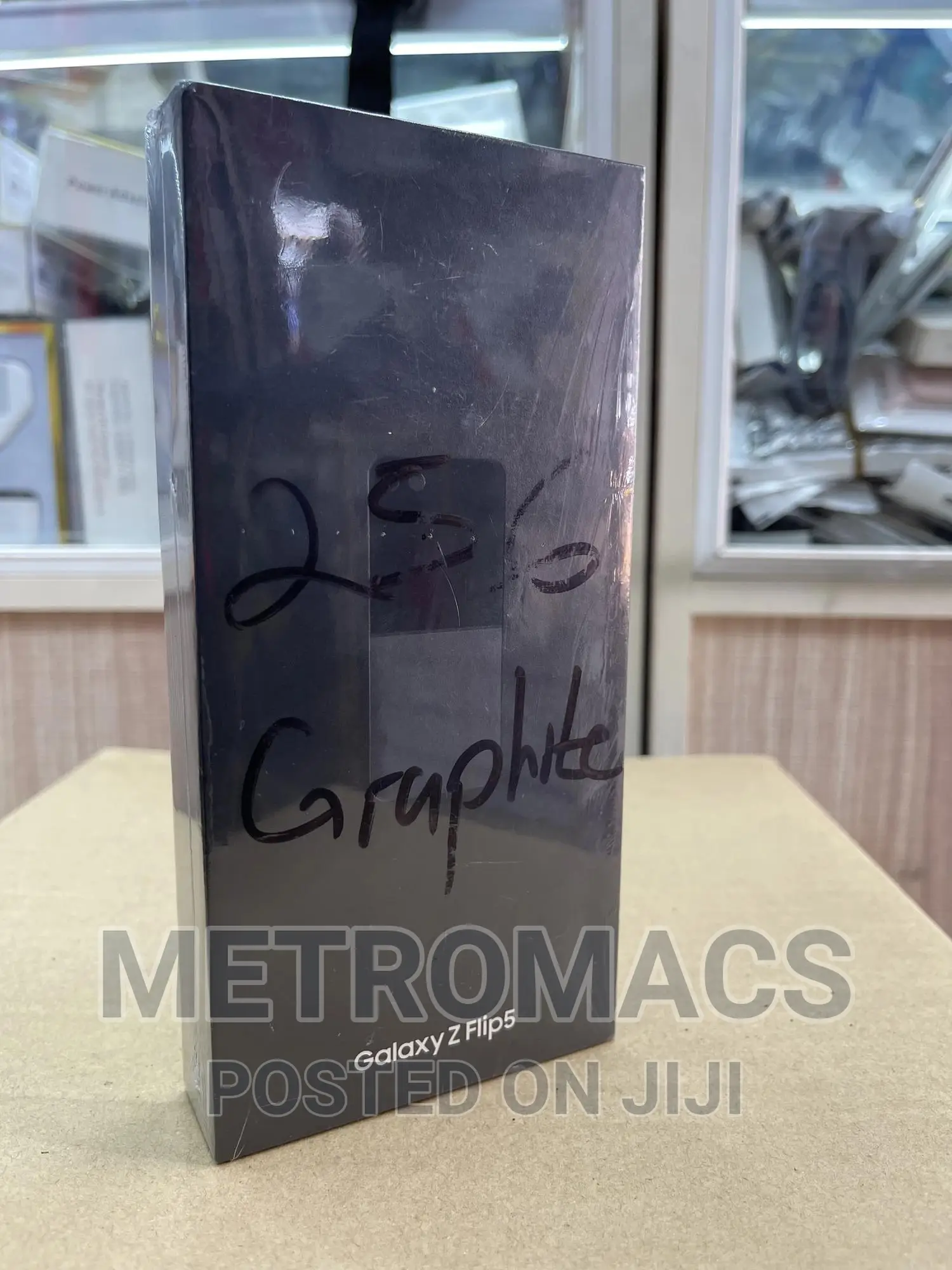 New Samsung Galaxy Z Flip5 256 GB Black