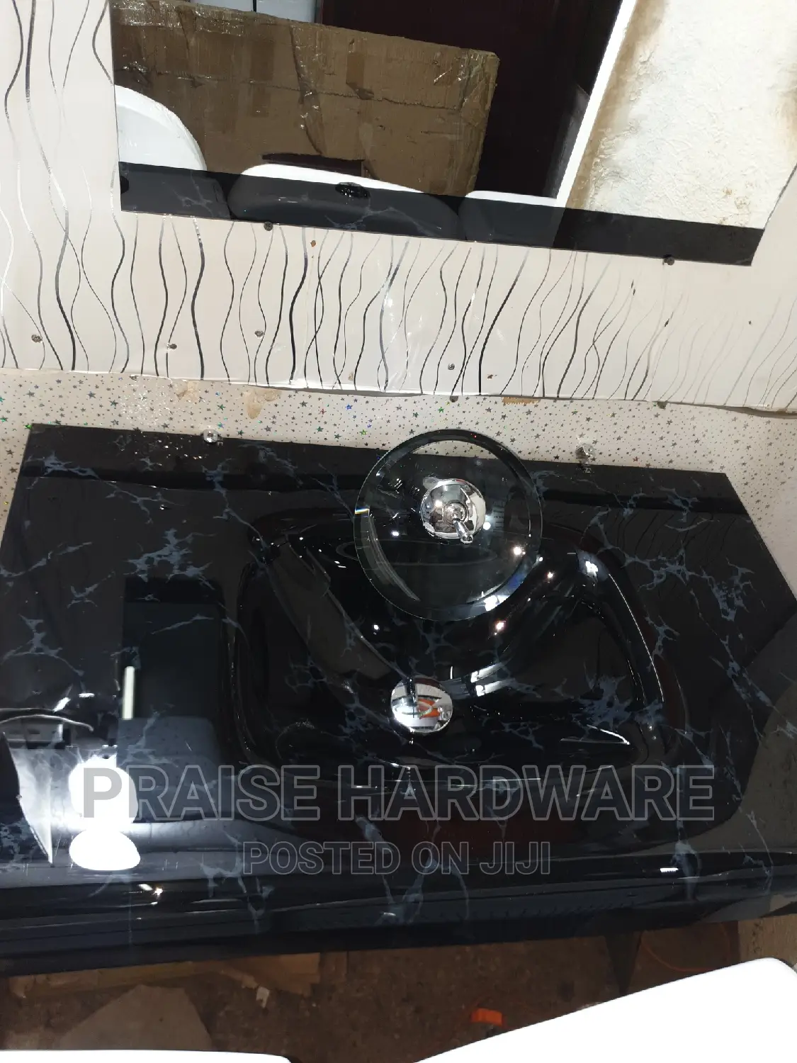 Mabble Glass Dinning Handwash Basin
