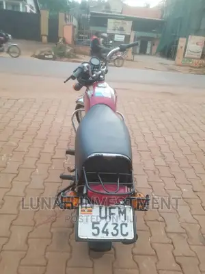 Bajaj Boxer 100 2023 Red