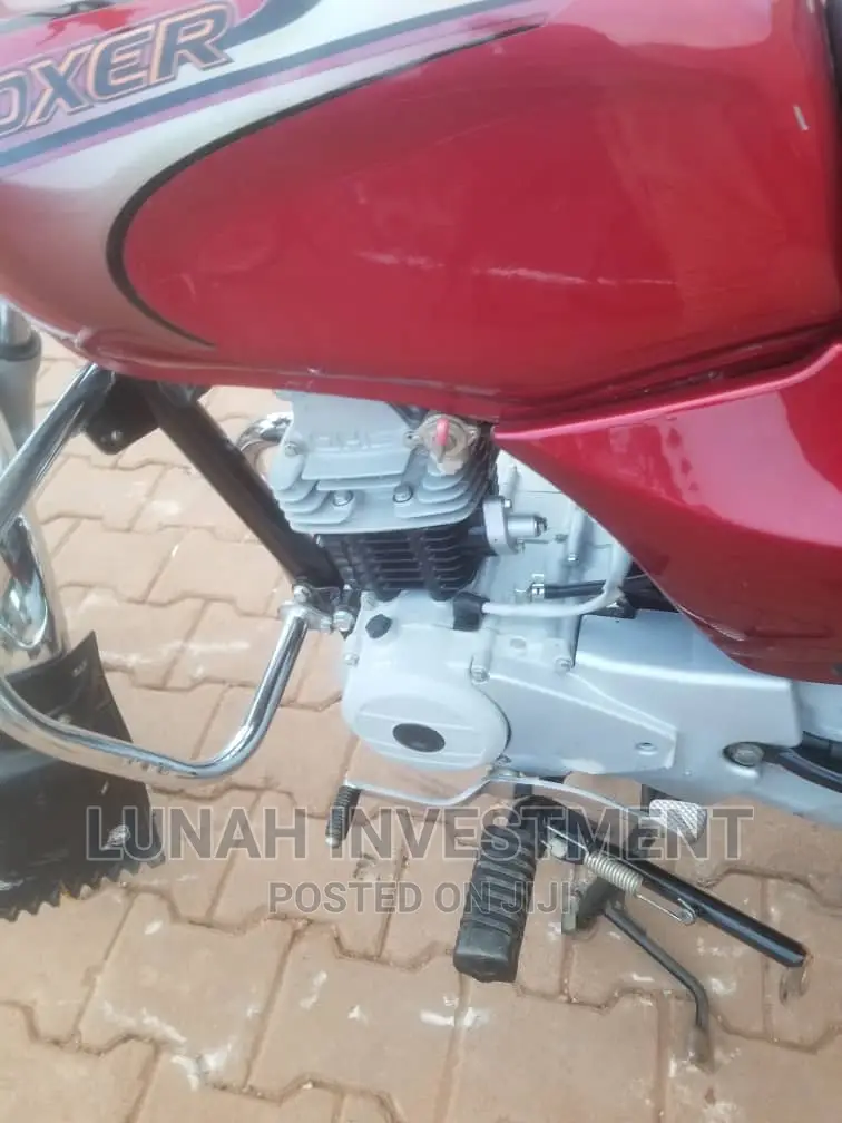 Bajaj Boxer 100 2023 Red