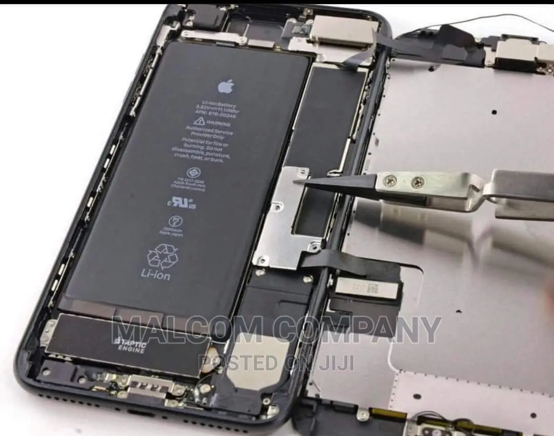 Certified iPhone Technician